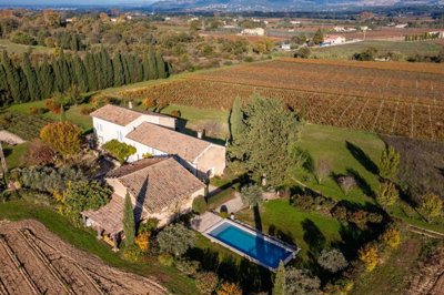 5 Bed House for sale