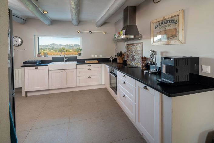 Image No.16-5 Bed House for sale