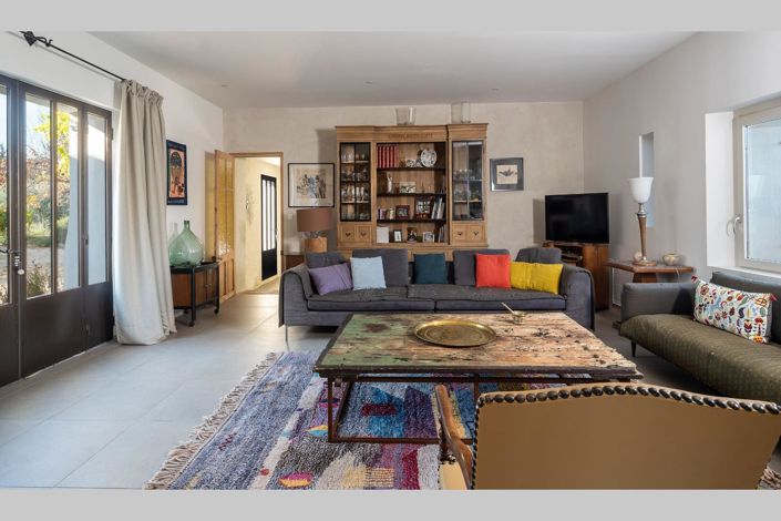 Image No.19-5 Bed House for sale