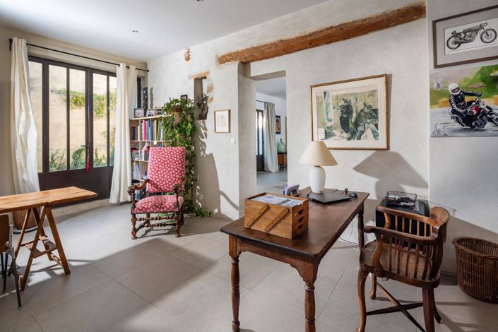 Image No.21-5 Bed House for sale