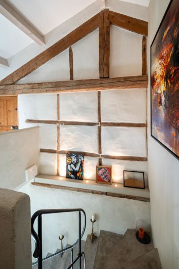 Image No.24-5 Bed House for sale