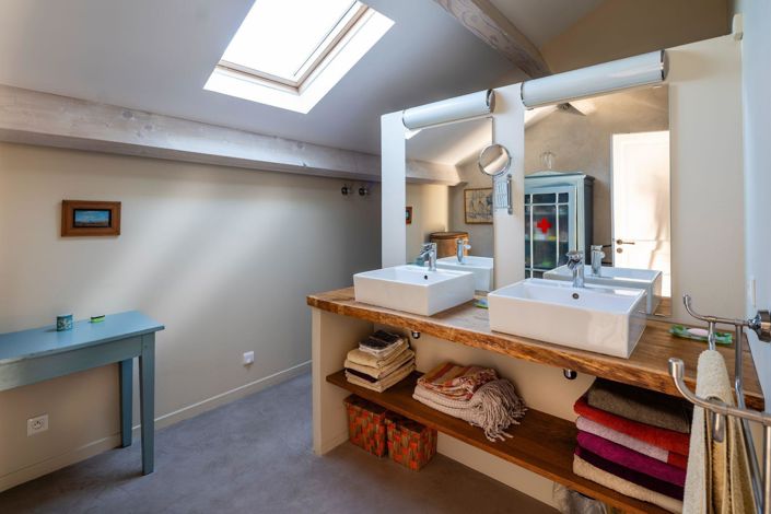 Image No.27-5 Bed House for sale