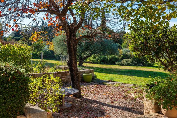 Image No.8-5 Bed House for sale