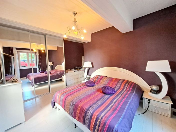 Image No.13-4 Bed House for sale