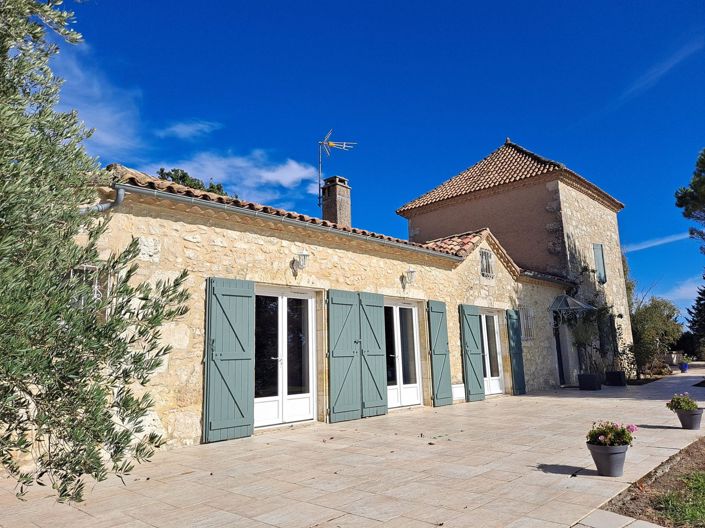 Image No.21-4 Bed House for sale