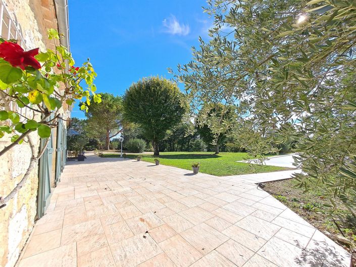 Image No.22-4 Bed House for sale