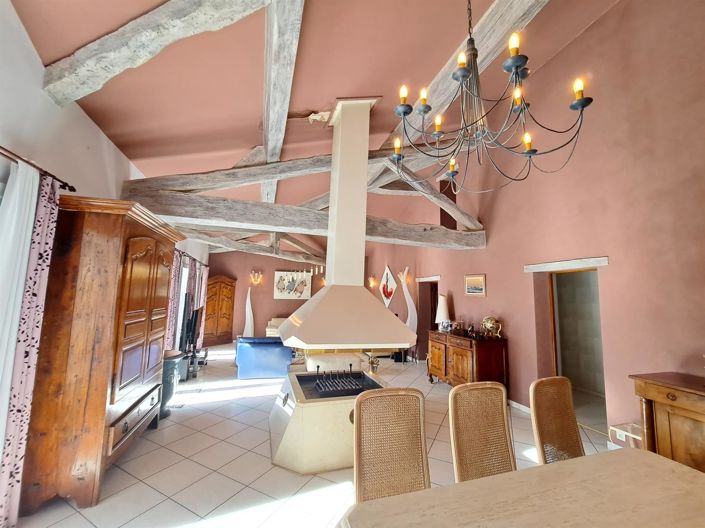 Image No.9-4 Bed House for sale