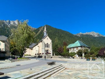 3 Bed Apartment for sale