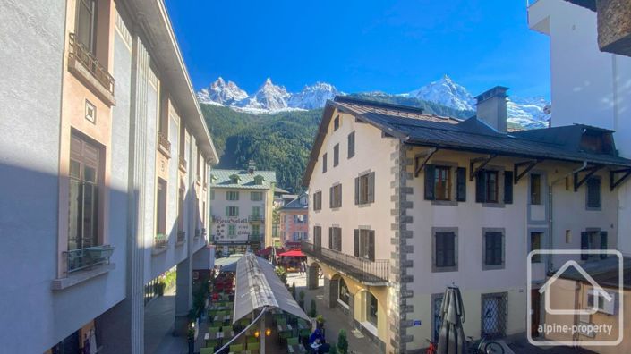 Image No.20-3 Bed Apartment for sale