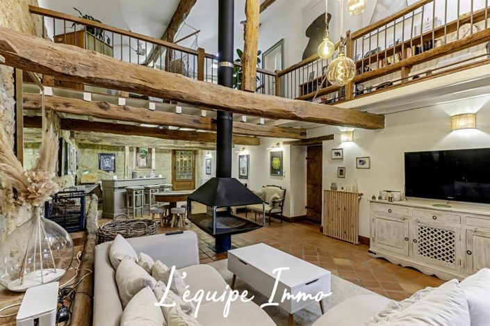 Image No.2-4 Bed House for sale