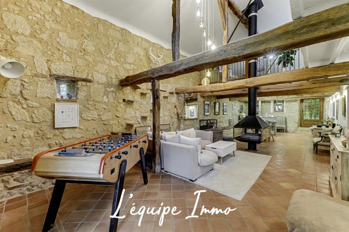 Image No.6-4 Bed House for sale