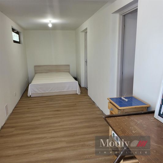 Image No.9-3 Bed House for sale