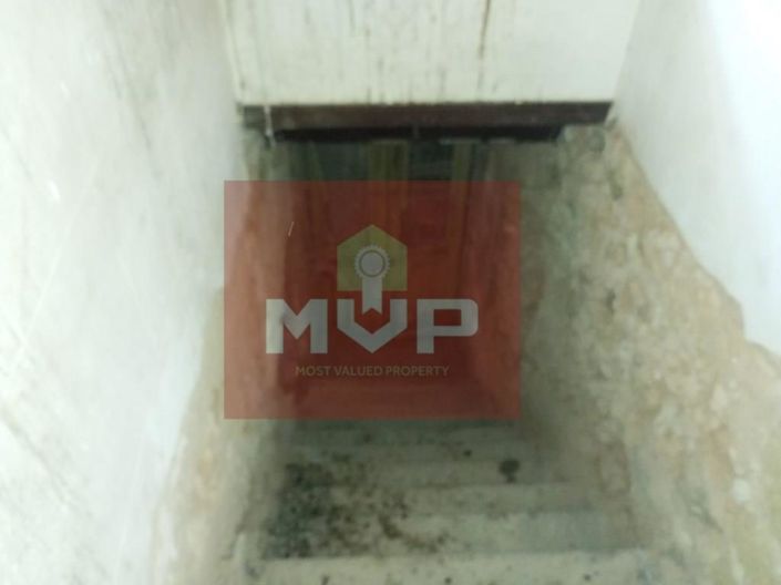 Image No.11-3 Bed House for sale