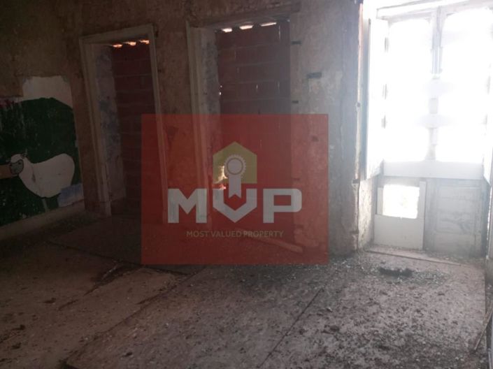 Image No.15-3 Bed House for sale