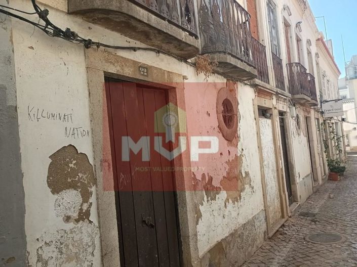 Image No.9-3 Bed House for sale