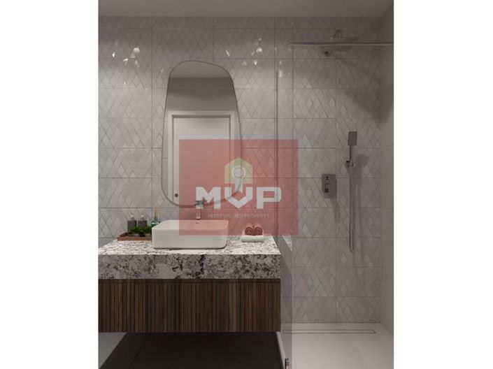 Image No.21-4 Bed House for sale