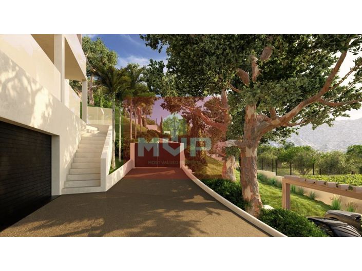 Image No.6-4 Bed House for sale