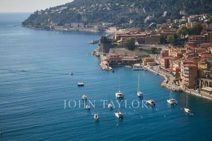 Image No.5-15 Bed House for sale