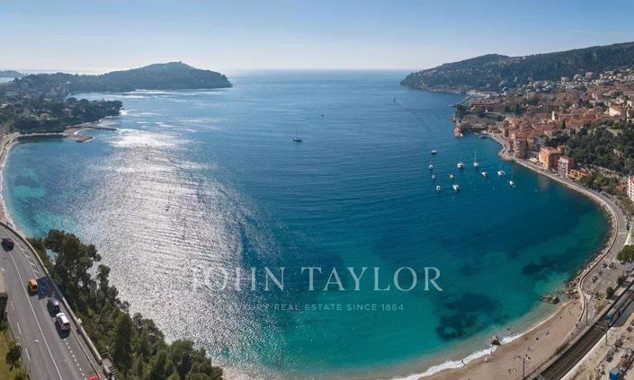 Image No.6-15 Bed House for sale