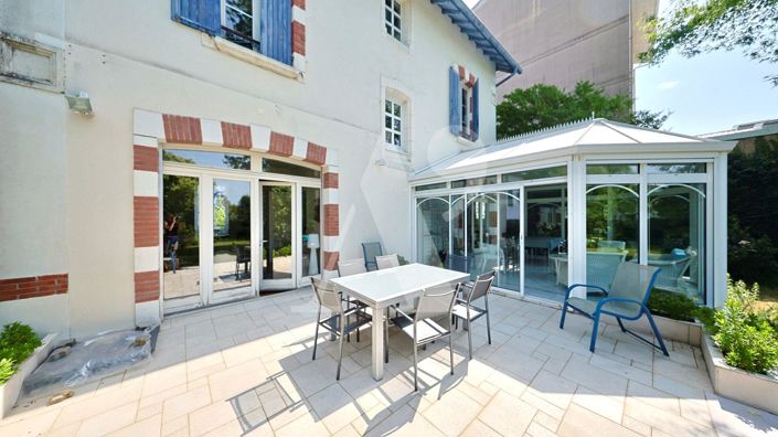 Image No.14-5 Bed House for sale