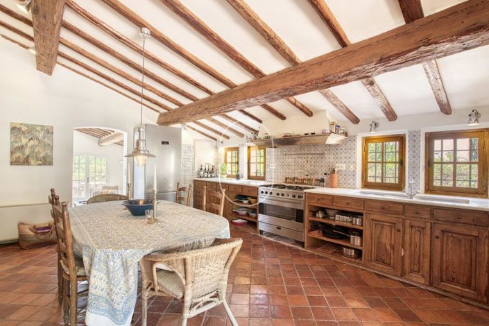 Image No.7-4 Bed House for sale