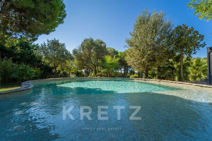 Image No.2-5 Bed House for sale