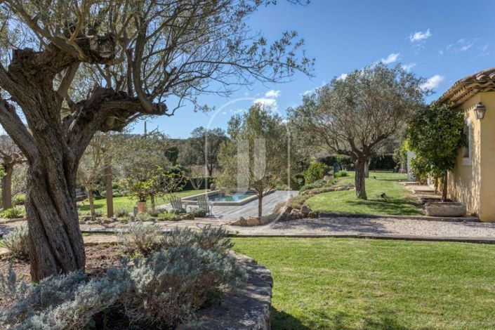 Image No.12-3 Bed House for sale