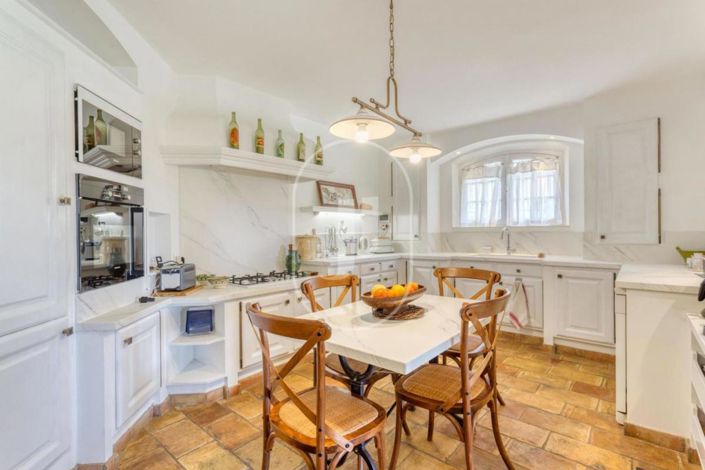 Image No.6-3 Bed House for sale