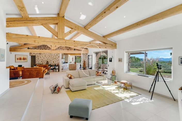 Image No.7-4 Bed House for sale