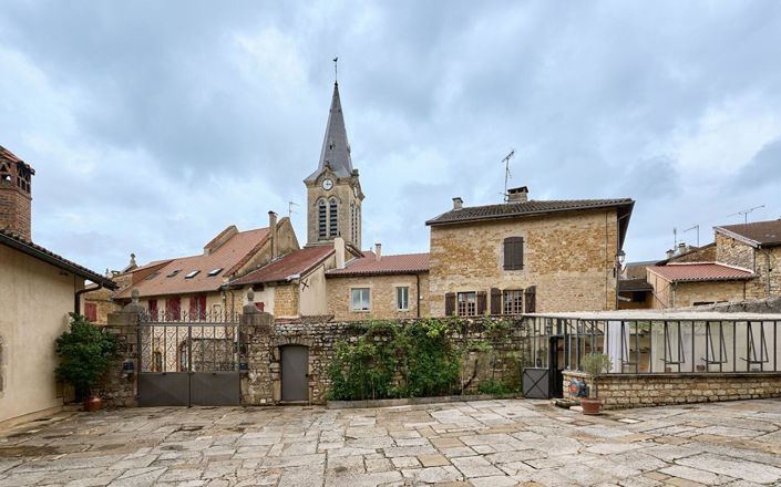 Image No.11-6 Bed Property for sale