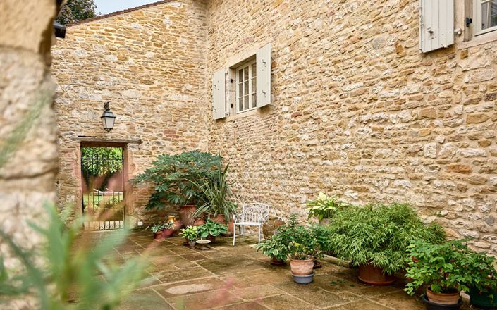 Image No.7-6 Bed Property for sale