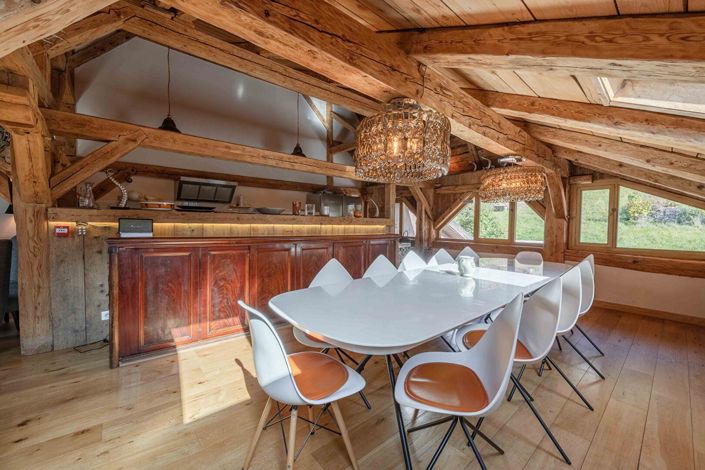 Image No.6-6 Bed House for sale