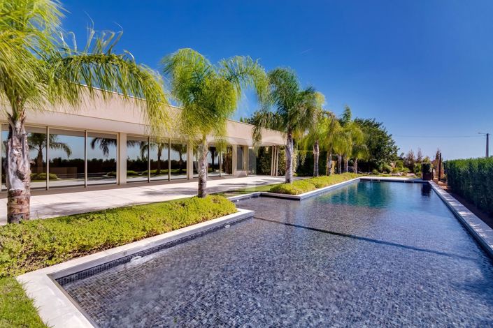 Image No.20-4 Bed House for sale