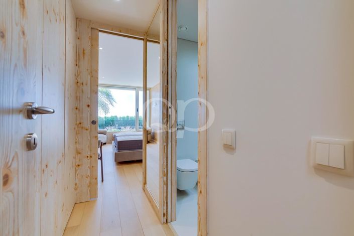 Image No.24-4 Bed House for sale