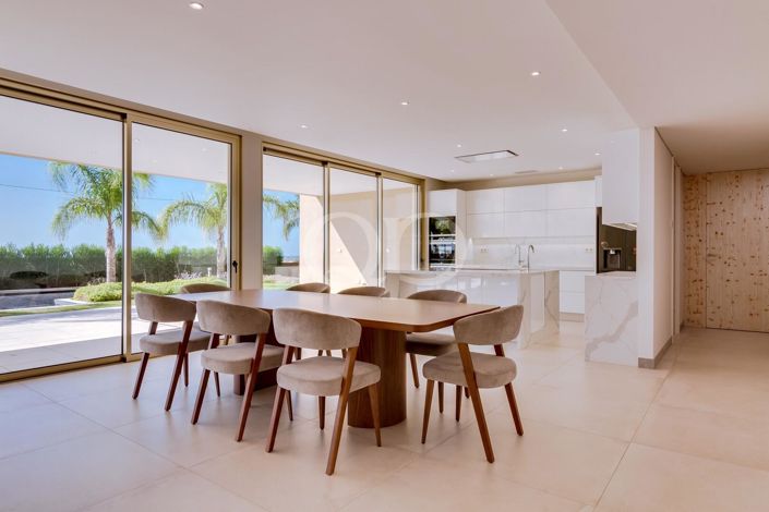 Image No.39-4 Bed House for sale