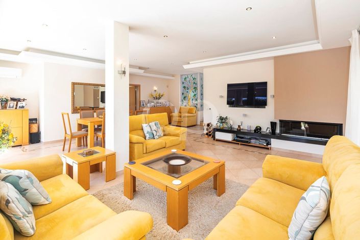 Image No.11-4 Bed House for sale