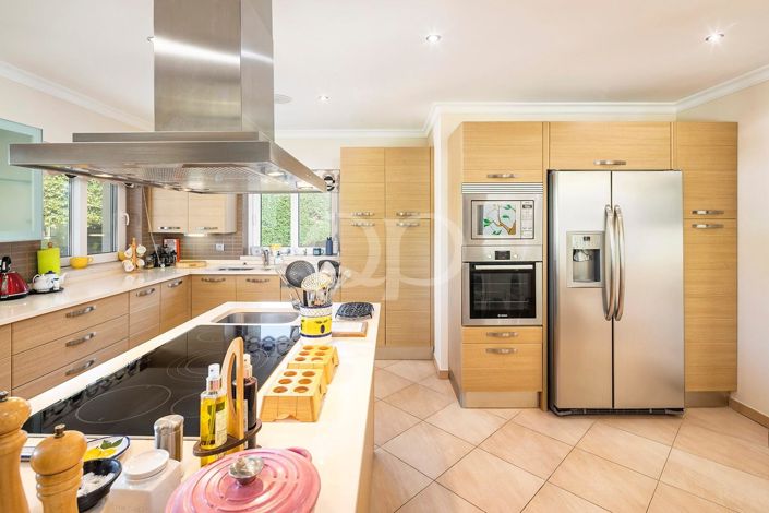 Image No.15-4 Bed House for sale