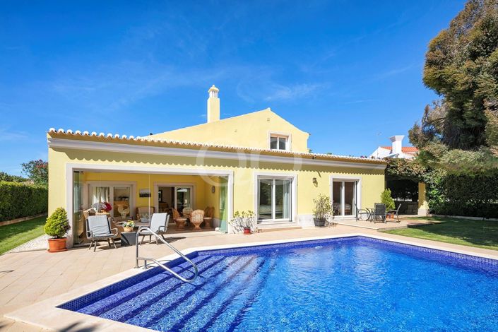 Image No.18-4 Bed House for sale