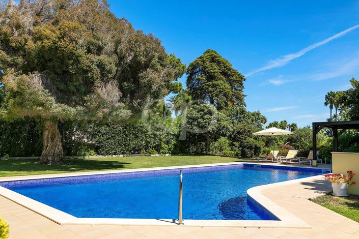 Image No.2-4 Bed House for sale