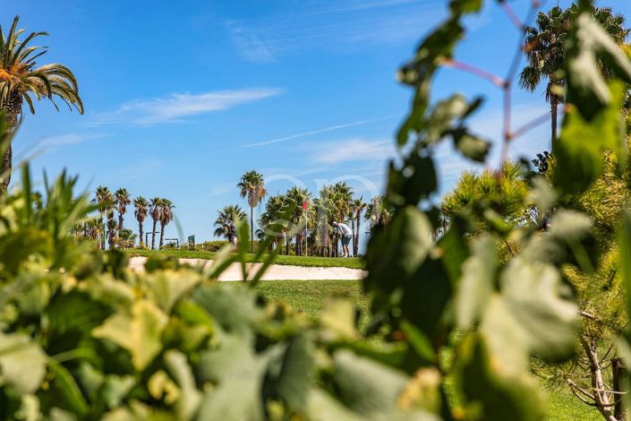 Image No.26-4 Bed House for sale