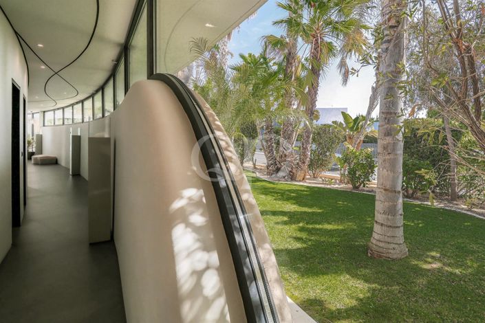 Image No.14-5 Bed House for sale