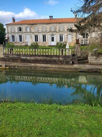 6 Bed House for sale