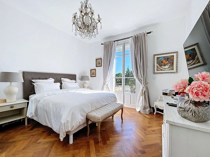 Image No.14-House for sale