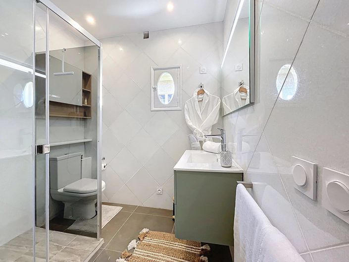 Image No.17-House for sale