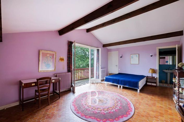 Image No.13-5 Bed House for sale