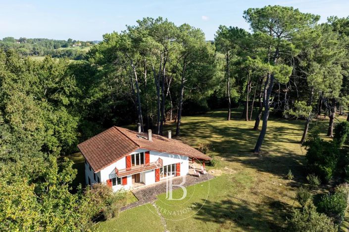 Image No.3-5 Bed House for sale