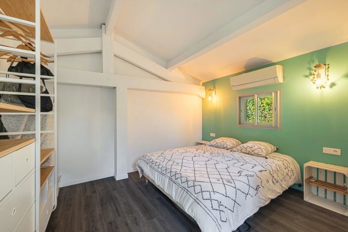 Image No.15-3 Bed House for sale