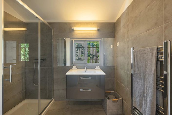 Image No.18-3 Bed House for sale