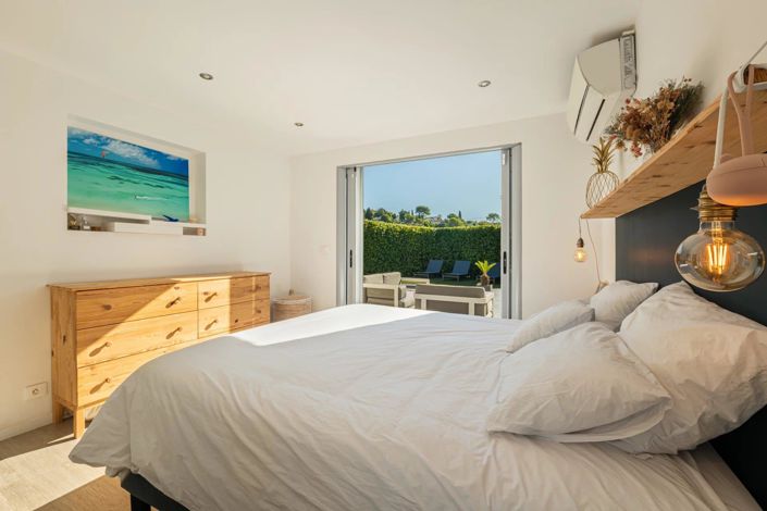 Image No.9-3 Bed House for sale