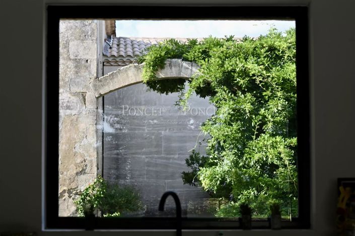 Image No.11-10 Bed House for sale